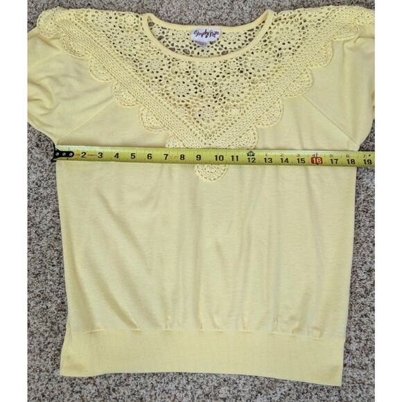 Vintage 80’s Yellow Knit Crochet Doile Top Size Small 3/4 Sleeve Shapely Knits - Picture 7 of 8